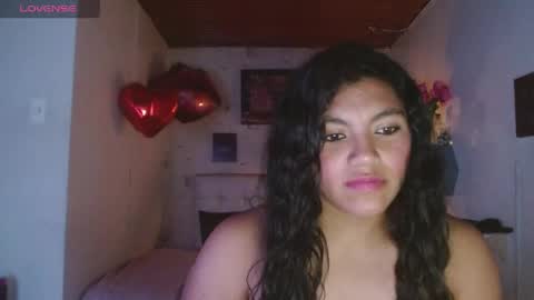 samanthaa_8_ online show from April 15, 3:15 pm