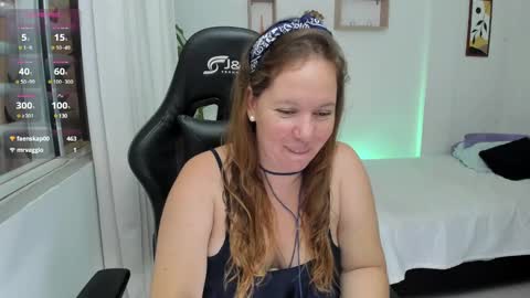 Samantha samy online show from January 4, 3:18 am