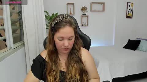 Samantha samy online show from January 26, 2:45 am