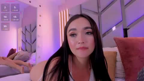  SAMANTHA online show from May 27, 1:57 am