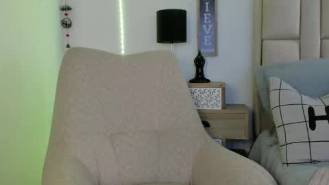 Samixmami online show from October 16, 6:40 pm