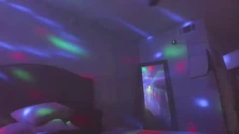 Yaya online show from March 24, 1:33 am