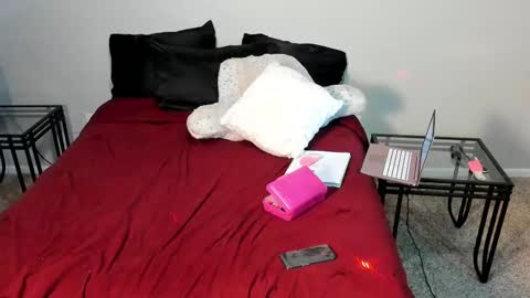 Yaya online show from February 23, 8:22 pm