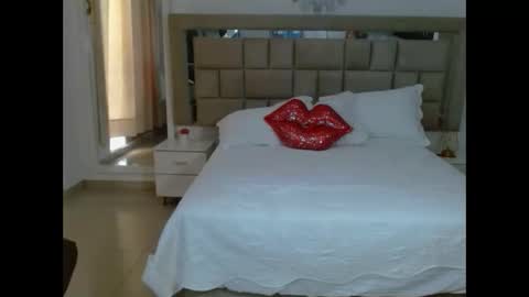 Samantha online show from October 25, 9:37 pm