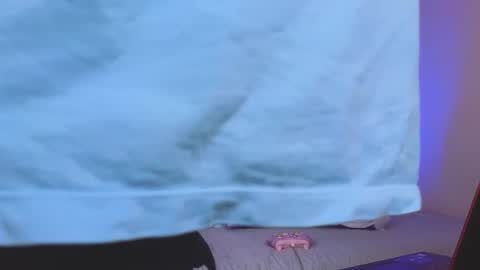 samevansx online show from December 1, 6:39 pm