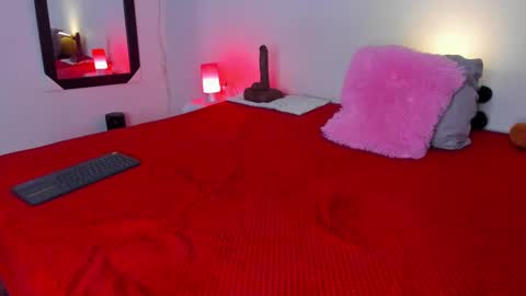 sammy_greyy1 online show from September 13, 9:56 am