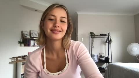 Sammy online show from May 7, 12:28 am