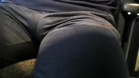 samsoncando1 online show from March 9, 12:54 pm