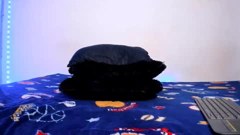   online show from February 11, 5:22 am