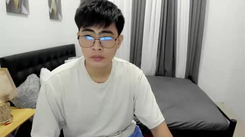 Snapshot of samuelangelo chatting on September 9, 8:53 pm Sam online show from September 9, 8:53 pm