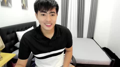 Snapshot of samuelangelo chatting on September 29, 4:50 pm Sam online show from September 29, 4:50 pm