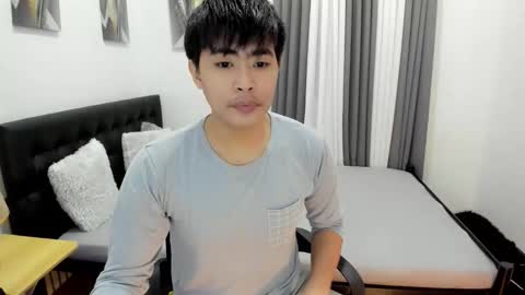 Snapshot of samuelangelo chatting on October 9, 8:25 pm Sam online show from October 9, 8:25 pm