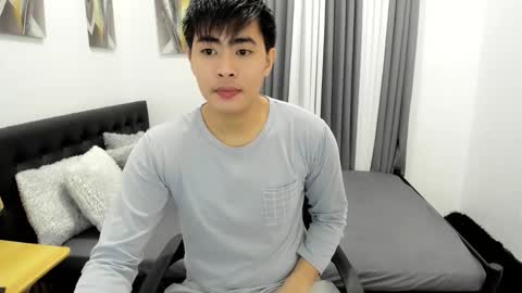 Snapshot of samuelangelo chatting on September 27, 12:36 pm Sam online show from September 27, 12:36 pm