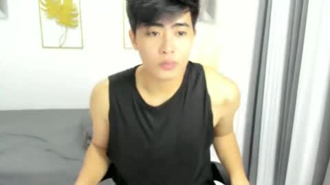 Snapshot of samuelangelo chatting on February 27, 5:29 am Sam online show from February 27, 5:29 am