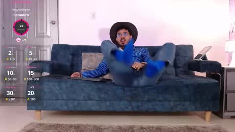 Snapshot of samuelcoopper chatting on October 10, 1:39 pm  Samuel Coopper  online show from October 10, 1:39 pm