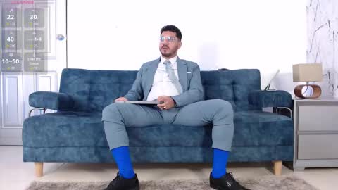 Snapshot of samuelcoopper chatting on October 20, 2:33 pm  Samuel Coopper  online show from October 20, 2:33 pm