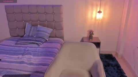 samxx_muscle online show from October 23, 2:07 pm