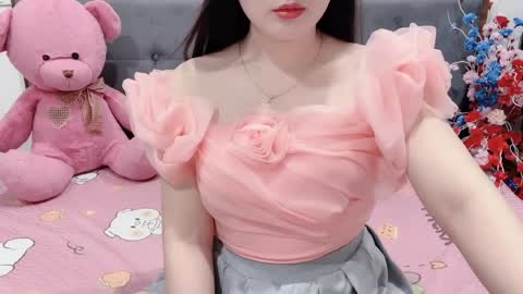 sanami_sian_ online show from May 3, 1:22 am