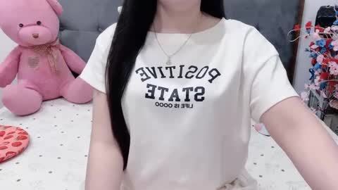sanami_sian_ online show from May 20, 1:57 am