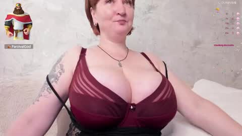 Sanata James online show from October 10, 4:40 am