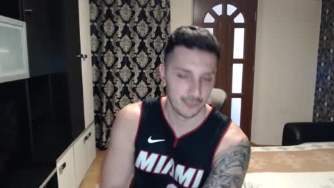 Sanchez Erik online show from February 26, 3:10 pm