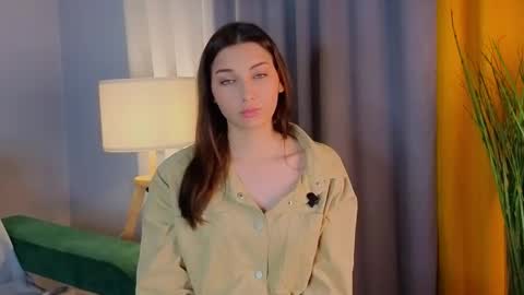 Isabel but you can call me Bella online show from November 15, 1:18 am