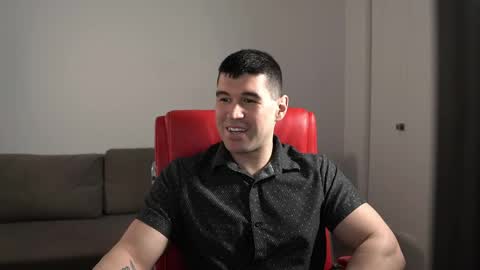 Sandow online show from April 3, 5:53 pm