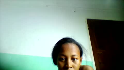 sandra1253099 online show from May 21, 5:19 pm