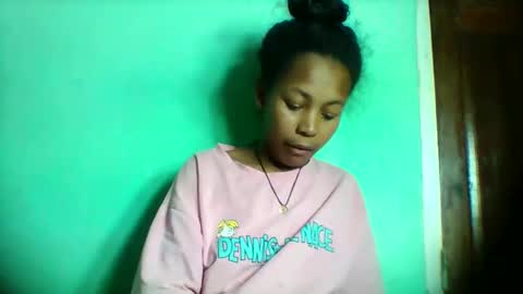 sandra1253099 online show from May 11, 4:04 pm