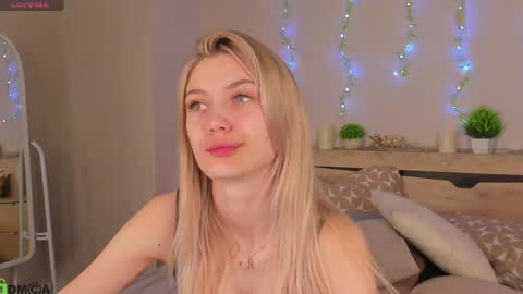 sandraa_anderson online show from May 10, 11:11 pm