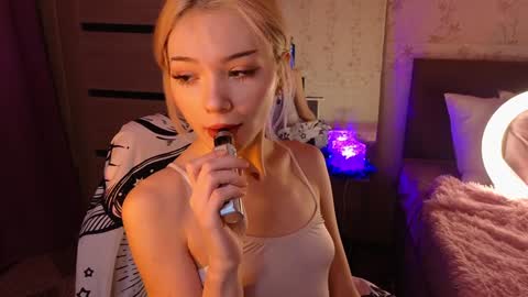 Sandy  online show from January 6, 12:59 am