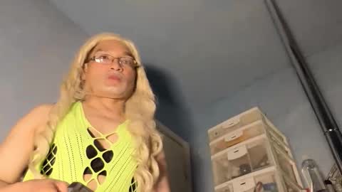 Sandra online show from June 5, 8:53 am