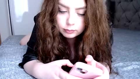 Sandra online show from February 18, 1:33 pm