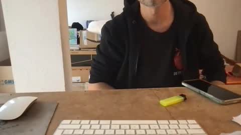 lucas online show from October 13, 10:06 am