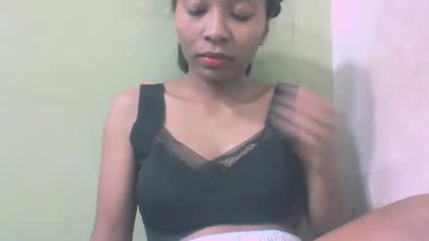 sandy735579 online show from March 15, 6:07 am