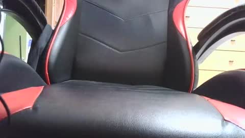 Snapshot of santalf chatting on March 11, 10:29 am santalf online show from March 11, 10:29 am