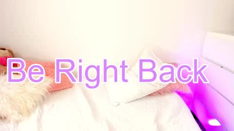 Snapshot of santana_queen chatting on December 10, 4:38 pm santana_queen online show from December 10, 4:38 pm