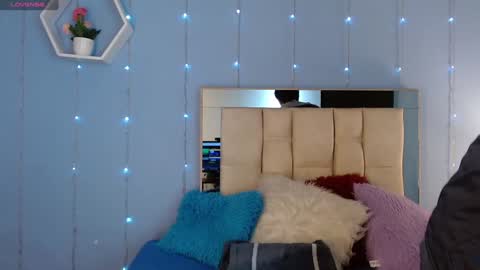 santi_fabulous online show from December 3, 9:17 pm