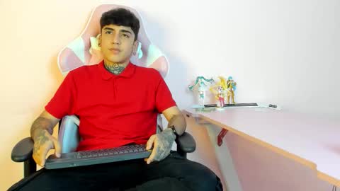 SantiAbader online show from December 19, 10:05 pm