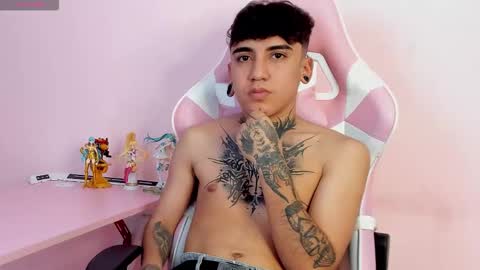 SantiAbader online show from December 1, 9:46 pm