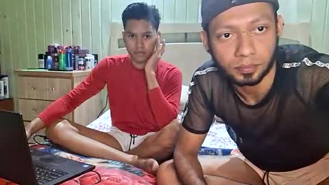 Santhiago  online show from September 21, 1:42 am