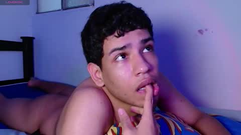 santi online show from February 19, 8:41 pm