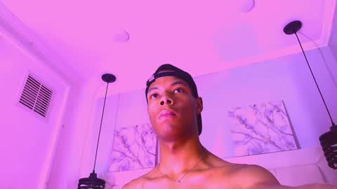 Santiiiiii  online show from March 2, 6:14 pm