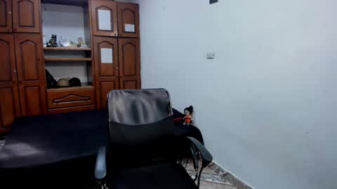 Julius Novachrono  online show from March 7, 9:17 pm