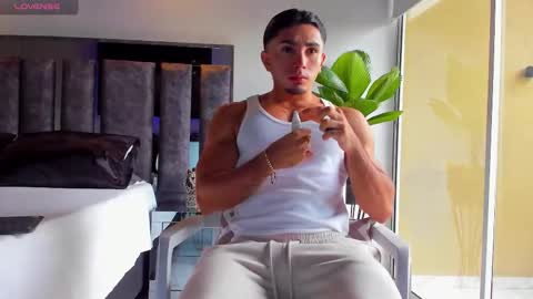 Santiago Seans online show from October 15, 12:17 pm