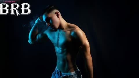 Santiago Seans online show from May 19, 3:41 pm