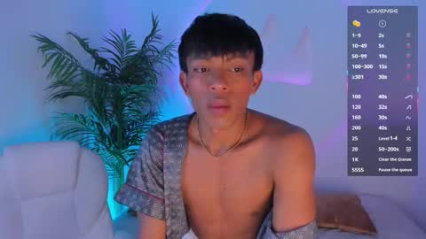 Snapshot of santti_ chatting on October 22, 11:17 pm Santii online show from October 22, 11:17 pm