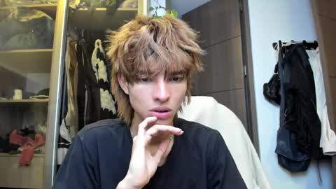 Snapshot of santy_kitty chatting on February 14, 5:41 am kitty online show from February 14, 5:41 am