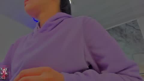 sara allenx online show from February 8, 7:17 pm