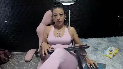 no limits sarah online show from November 4, 12:39 pm